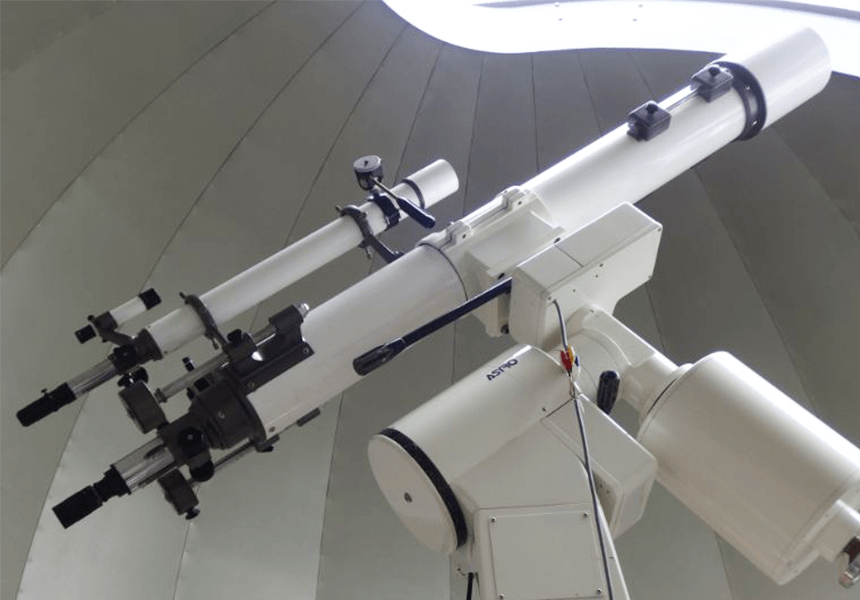 天体観測室（天体望遠鏡）