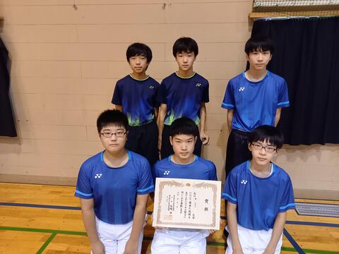 中体連日南地区大会 準優勝(バド中学男子団体)