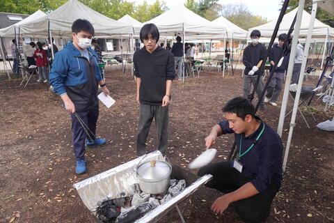 高１校外学習 カレー作り