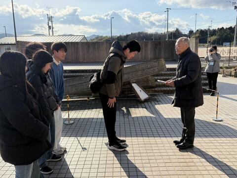 東北スタディーツアー 山元町教育委員会へ募金を贈呈